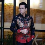 Batik Sang Bintang. Motif Garuda Warna Merah Hitam